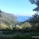 Ionio Sea Poros Aparthotel 3*
