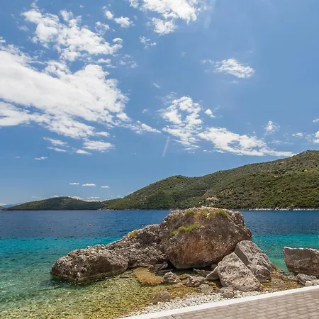 Ionio Sea Poros Studios 3*