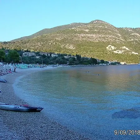 Ionio Sea Poros Studios Mikros Gialos
