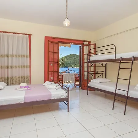 Ionio Sea Poros 3* Mikros Gialos